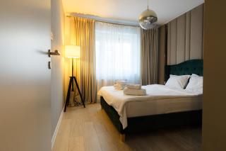 MOOS Aparthotel - Braşov - 9