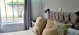 Chakas Rock Beach Chalet 32 - Ballito - 8
