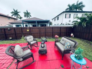 Lujosa Y Acogedora Casa En Miami! - 9