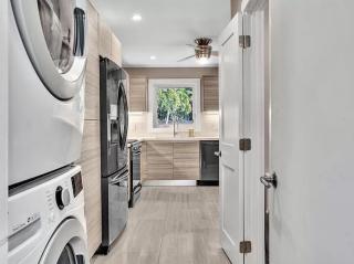 The Seabreeze - Hollywood - 8