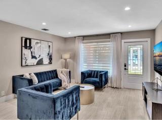 The Seabreeze - Hollywood - 1