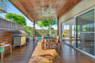 Cutts Cottage - Modern retreat with private pool - Woody Point - 4