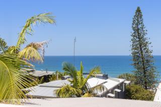 Sunshine Bliss Rooftop Retreat and Pool - Noosa Heads - 2