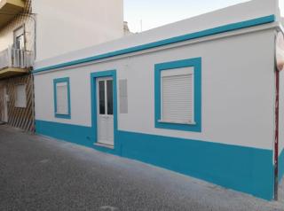 Rare - House with private garage - Historic city center Peniche - beach 500 m - Max 6 people - Peniche - 6