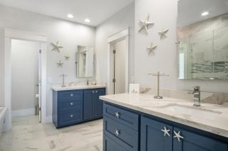 Luxurious 3BR Beach House with Ocean Views and TikiBar - Deja Blue - Bolivar Peninsula - 4