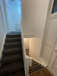 Couples Retreat - City Centre With Parking - Shared Unit - - 7