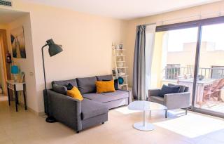 Spacious apartment with 3 pools & gym - Marbella - 6
