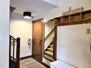 Ski-In Out Pool & Spa - Etoile 1510-19 - Mont-Tremblant - 2