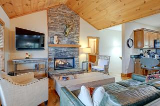 Sapphire Valley Resort Cabin with Fireplaces and Grill - Sapphire - 7