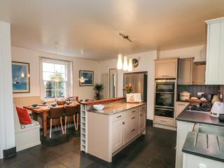 Lands House - Bideford - 5