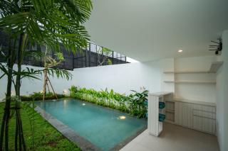 Artha Villa Pererenan By Fays Hospitality - Canggu - 0