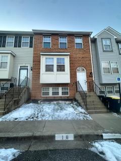 Comfortable, Convenient Room near DC - 9