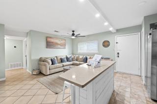 New! Coastal Cove! Dog Friendly, Free Activities Included! - Fort Walton Beach - 2