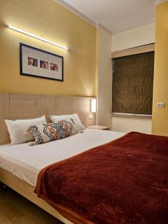 Elevated Escape Apartment - Ghaziabad - 6