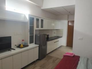 Room Woom - Grander Noida - 0
