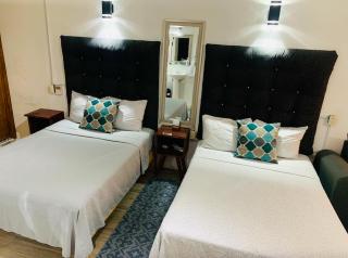 10 Habitación Independiente en Zona Romántica a 1 cuadra del muelle - 2