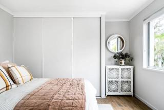 Fuller Holidays - Byron Pacific Vista - Large family home with Pool - 1