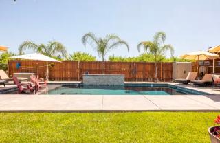 County Poolhouse 20 Min SMF UC Davis Campus - Woodland - 1