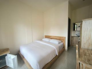 Ken Ken Guest House - Seminyak - 4