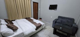SUSHMA HOME STAY NEAR To SHRI RAM MANDIR - Faizābād - 6