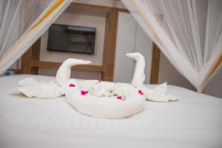 Diani Palm Resort and Apartments - Diani Beach - 1
