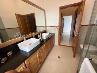 3BR Villa with Pool by Cliffhanger Villa - Misere - 7