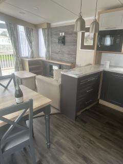 Charming 5-Beds Caravan in beautiful Seton Sands - 7