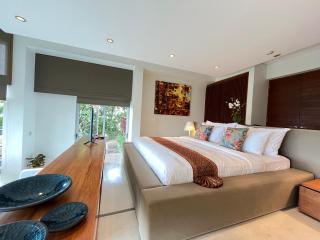Laemsingh Villa 1 - Luxury Villa 5 Bedrooms - Surin Beach - 4