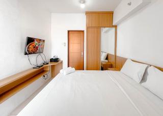 Simple and Relax Studio at Pavilion Permata Apartment By Travelio - 8