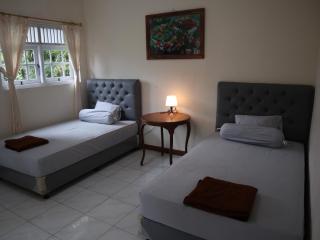 Villa Kutilang by Tim's - Tagalbato - 1