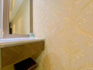Homey and Comfy Studio H Residence Apartment By Travelio - 6