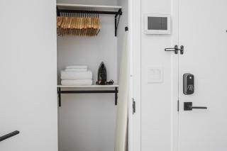 Blueground Upper East Side AC wd nr park NYC-1744 - New York - 3