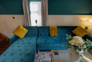 Detached heritage home in the Norfolk Broads - Acle - 6