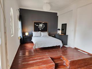 Cozy Penthouse in Athens Center - 6