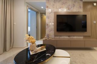 Keyrock Living - Luxe 2BR in Business Bay - 1