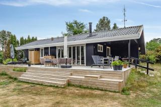 Easy Living In The Flowering Garden By Sejerø Bay - - 9