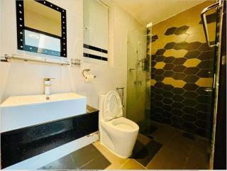 Vivacity modern 2R2B Jazz 2, 5pax YPM507 - Kuching - 2