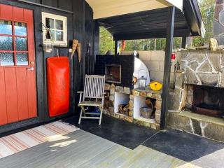 Have An Active Cabin Stay By Ljøstadtjernet - Vegårshei - 3