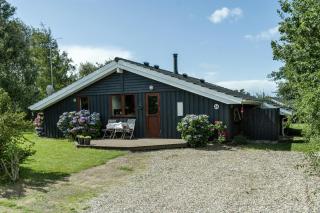 Open Spaces And Cozy Corners In Ristinge - Humble - 5