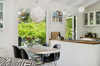 Family Reunites For Beach Trips In Tisvilde Hegn - Vejby - 1