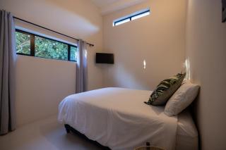 Juaqies Island - Jeffreys Bay - 8