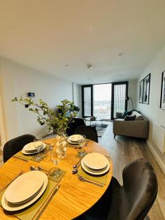 Modern Central Birmingham 2 Bed Apartment - Birmingham - 4