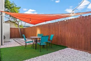 Comfy 2 BR House near LAX, SOFI and Intuit Dome! - 9