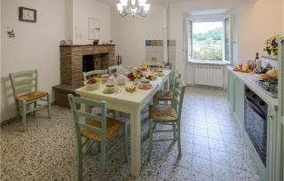 Gorgeous Home In Palazzetto Nese - Vicolo Rancolfo - 8