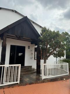 CMK Lodge - Hartbeespoort - 5