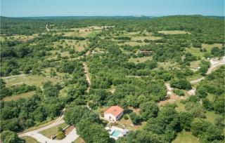 Two-Bedroom Holiday Home In Bale - Bale - 2