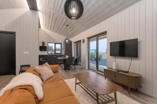 Cozy and Modern Cabins in Selfoss - Selfoss - 6