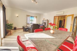 Modern Vacation Home With Pool In Quarteira - Quarteira - 3