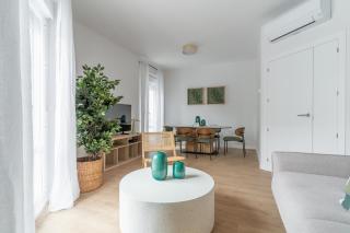 Stylish Central -4bedrooms 2bathrooms-Salamanca - 0