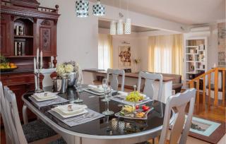 5 Bedroom Awesome Home In Bilice - Bilice - 6